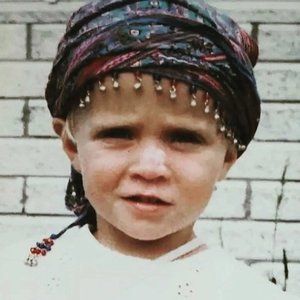 Meet your Posher, Sapphire